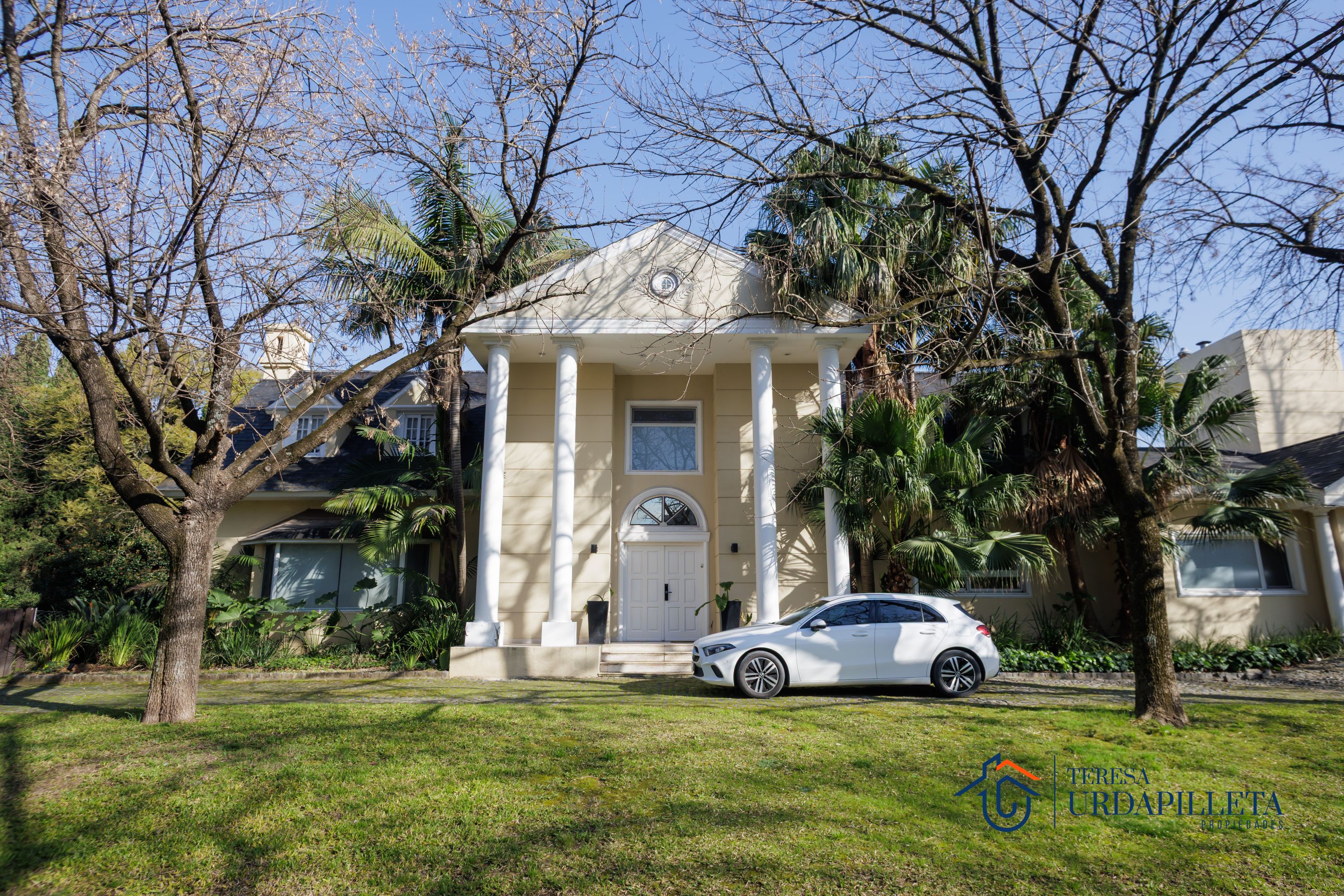 Casa de 4 dormitorios | Urdapilleta Propiedades
