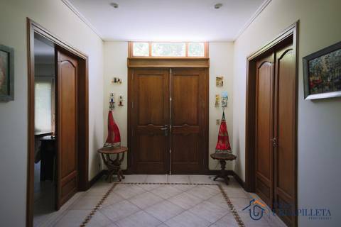 Casa de 5 dormitorios | Urdapilleta Propiedades