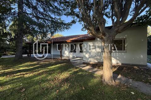 Casa de 2 dormitorios | Urdapilleta Propiedades