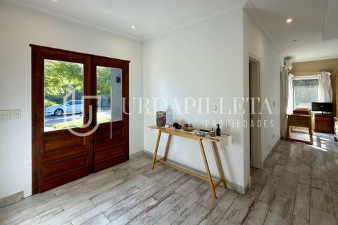 Casa de 4 dormitorios | Urdapilleta Propiedades