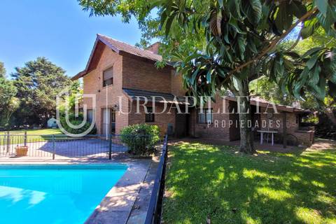 Casa de 4 dormitorios | Urdapilleta Propiedades